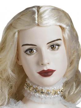 Tonner - Tim Burton's Alice in Wonderland - MIRANA - THE WHITE QUEEN - Doll